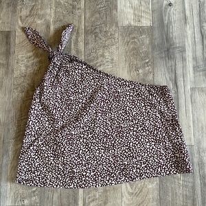 NWT GAP One Shoulder Tie Top.